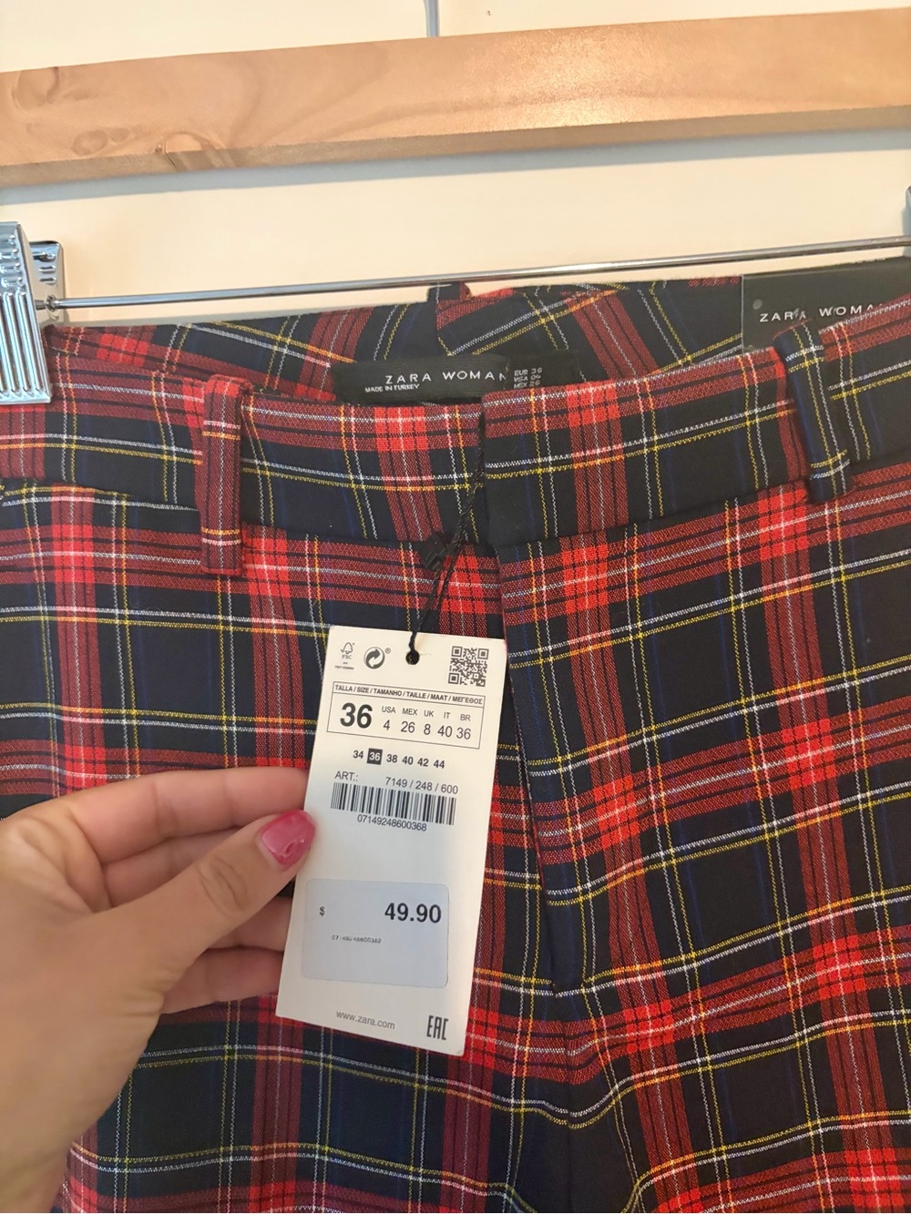 Plaid Slim Fit Women’s Pants - Red/Navy - Picture 4 of 8